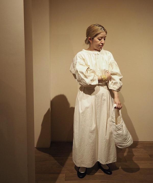 SURGICAL　GOWN　DRESS　EMBROIDERY