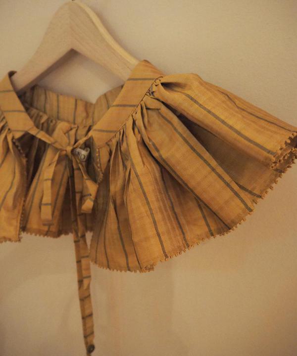 Embroidery Frill Collar
