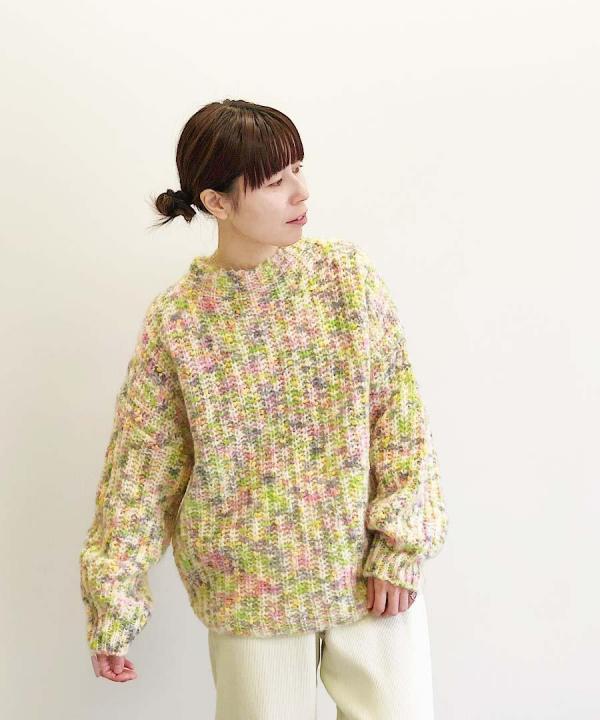 AKI SWEATER