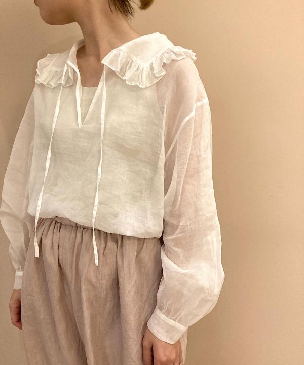 organdy frill collar blouse