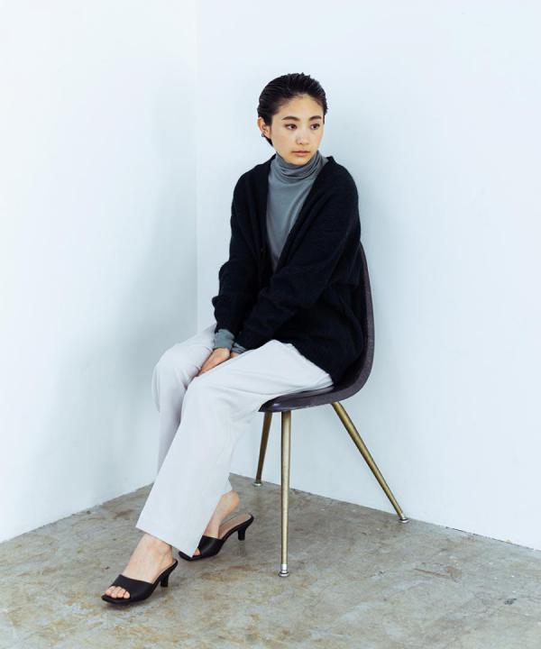 WOOLライクツイル センタープレスワイドパンツ