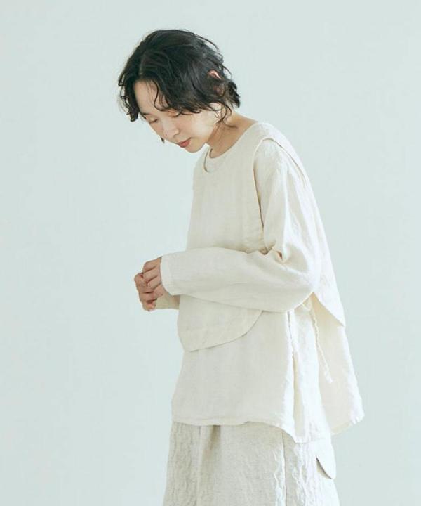 ソリトリネン①　ベスト付きプルオーバー
