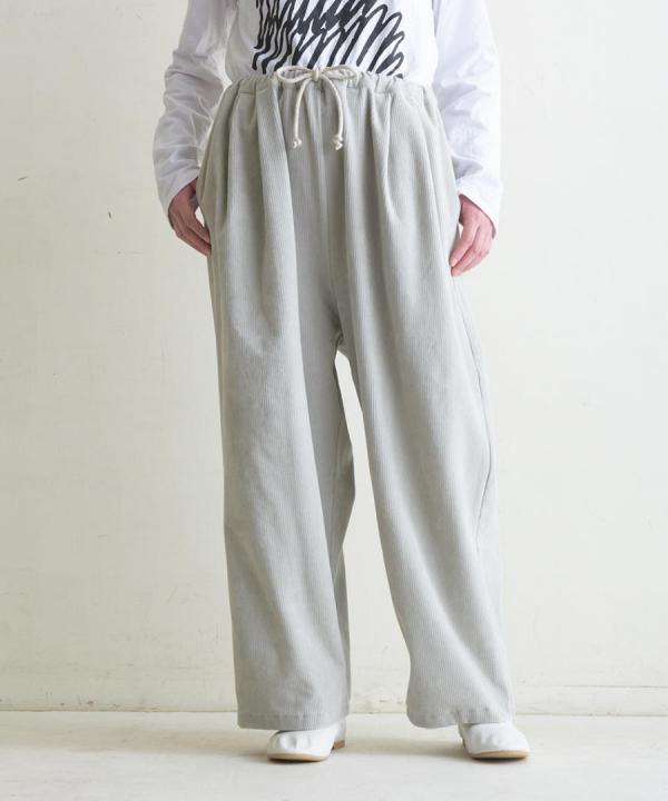 brushed easy corduroy　タックイージーパンツ