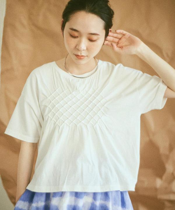 スモッキング刺繍 Tシャツ