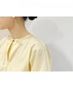 volume sleeve pullover