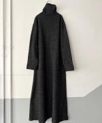 タートルネックロングワンピース