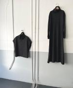 タートルネックロングワンピース