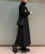 タートルネックロングワンピース