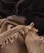 SOLID SQUARE STOLE