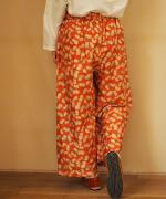 Embroidery tuck pants