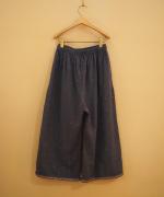 Embroidery tuck pants