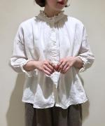 FRILLY BLOUSE