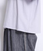 USE天竺プリント　モックネックＴシャツ(英字)