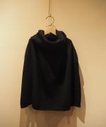 TURTLE　NECK　PONCHO