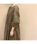 フラワーブロックプリント　キルトラジャスタンギャザードドレス
