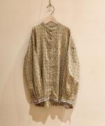BANDED COLLAR BACK PLEATS SHIRT
