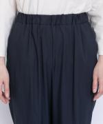 ストレッチツイル　ワイドテーパードパンツ