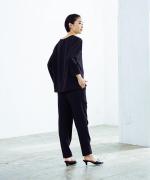WOOLライクツイル センタープレステーパードパンツ