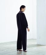 WOOLライクツイル センタープレスワイドパンツ
