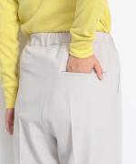 WOOLライクツイル センタープレスワイドパンツ