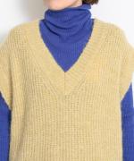 Fluffy knit ベスト