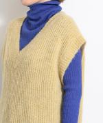 Fluffy knit ベスト