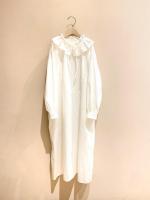 RUFFLE　COLLAR　DRESS