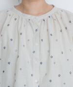 コットンプラネ刺繍２ｗａｙブラウス