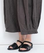 フレンチリネン　裾タックパンツ