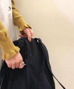 ランダムリブニット　フリルハイネック