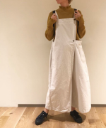 ランダムリブニット　フリルハイネック