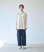 ふわふわウールニット　タートルネック