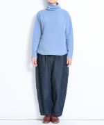 カシミヤタッチふわふわウールニット　タートルプルオーバー