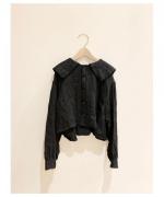 寧静なるpuritan collar over blouse