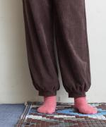 brushed easy corduroy　裾ギャザーパンツ