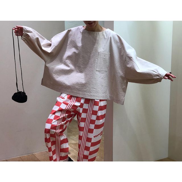 INSTAGRAM