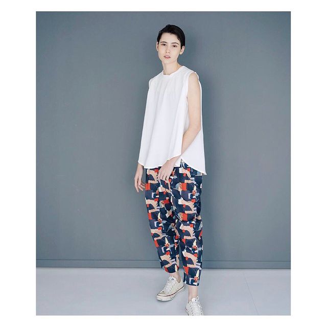 INSTAGRAM