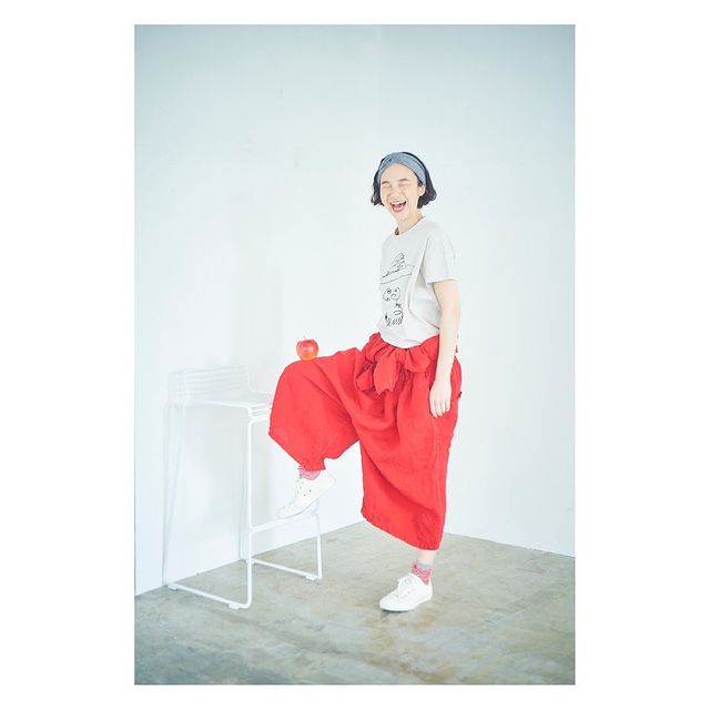 INSTAGRAM