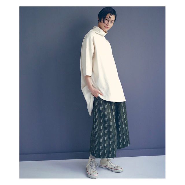INSTAGRAM