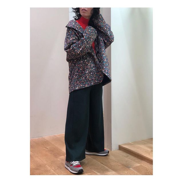 INSTAGRAM