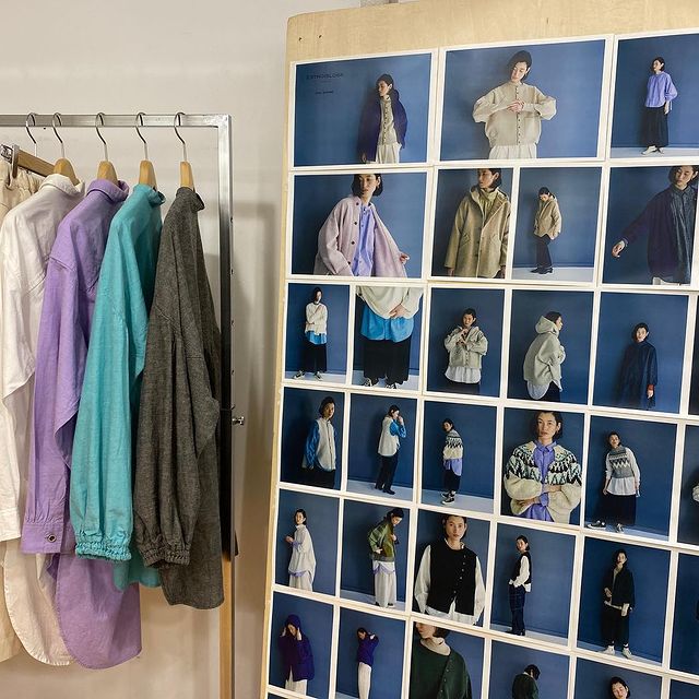 INSTAGRAM